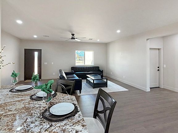 3rd image of 36637 W HADLEY Street