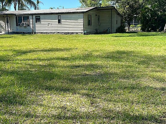 4th image of 829 Walker Dr #54