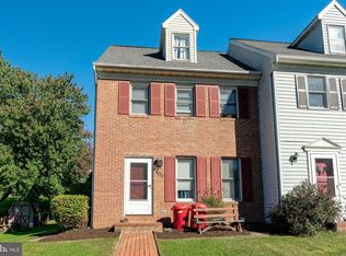400 Cardinal Rd, Lititz, PA 17543