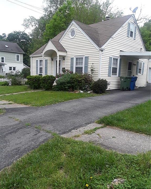 1st image of 38 Wickham Ave