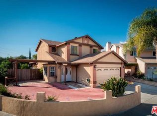 11720 Hunnewell Ave, Sylmar, CA 91342