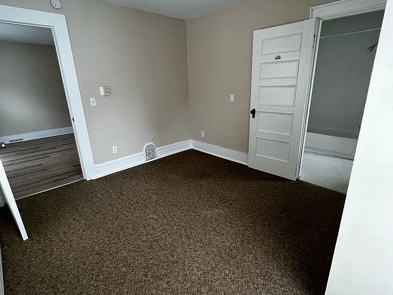 51 Rutgers St #8 — Photo 11