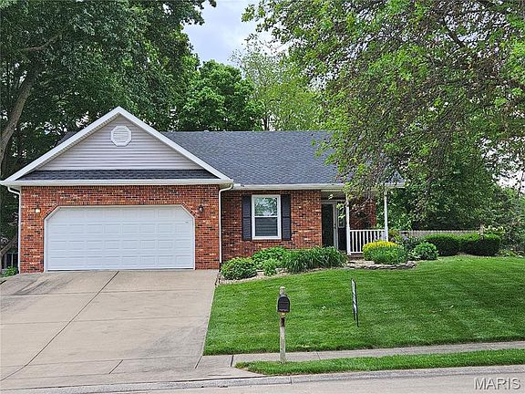 2nd image of 700 Vassar Dr
