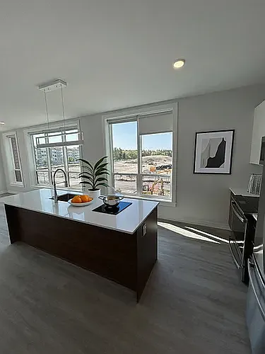 Residences at Sharon Gallery — Photo 122