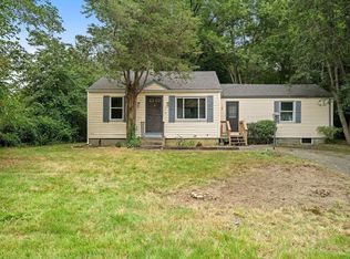 8 Stephen St, Norton, MA 02766