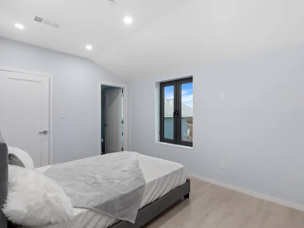 33 Keen Court image 25 of 46