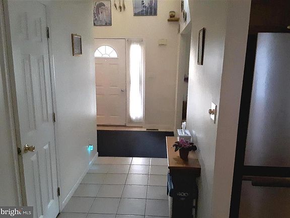 4th image of 3706 Regency Dr