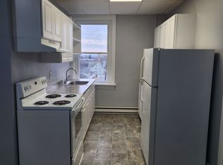 110-118 E Center St #304, Nazareth, PA 18064