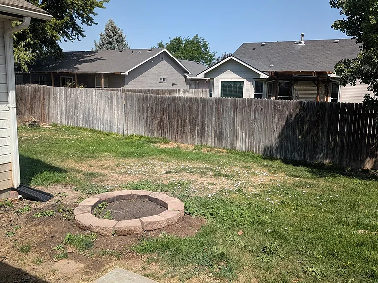 14270 Shenandoah St — Photo 3