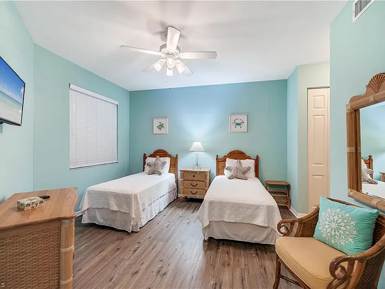 400 Flagship Dr #403 — Photo 15
