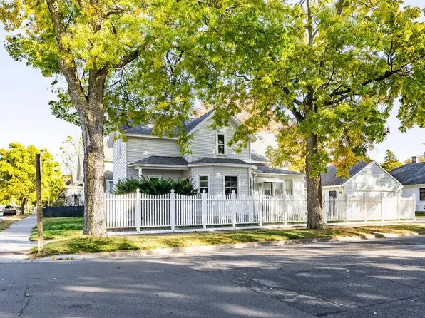 1302 Jackson STREET, La Crosse, WI 54601
