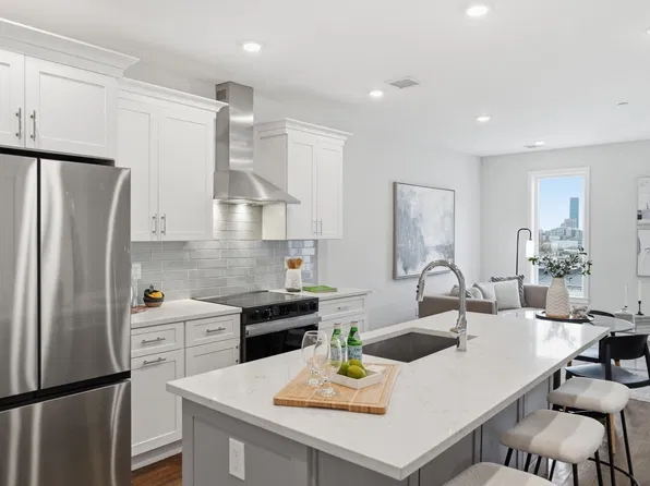 267 Old Colony #510, Boston, MA 02127