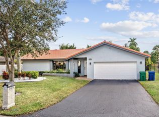 10912 NW 41st Dr, Coral Springs, FL 33065