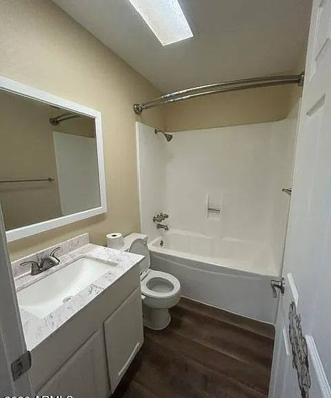 6818 N 35th Ave N #E — Photo 13
