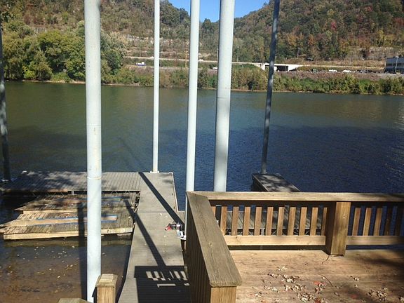 Dock