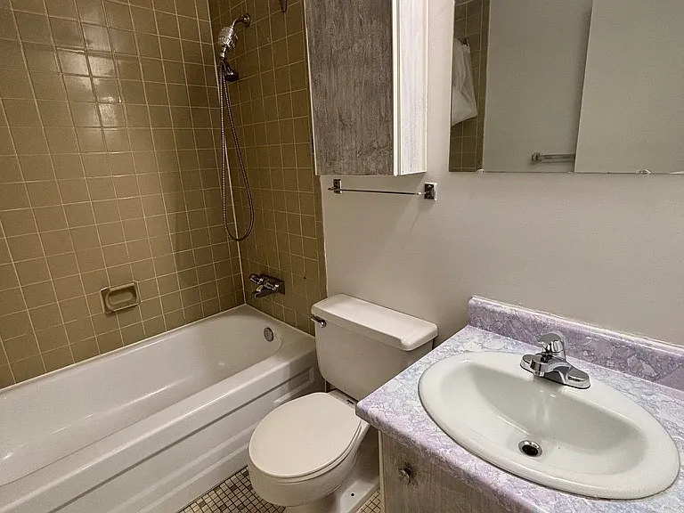 431 Daly Ave #203 — Photo 12