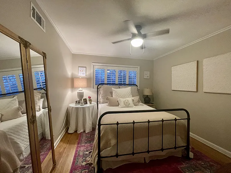 Bedroom #2
(missing pics of bedroom #3, larger than this and has spacious closet)