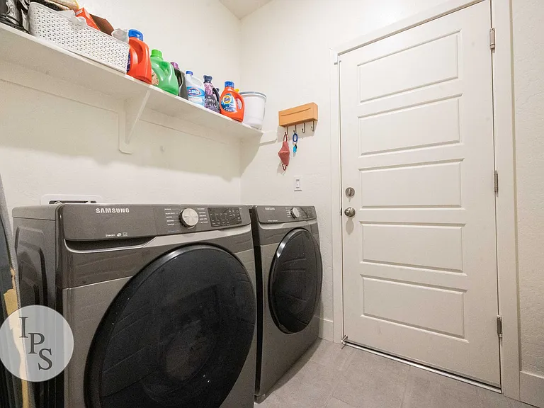 615 Wishon Ave W — Photo 27