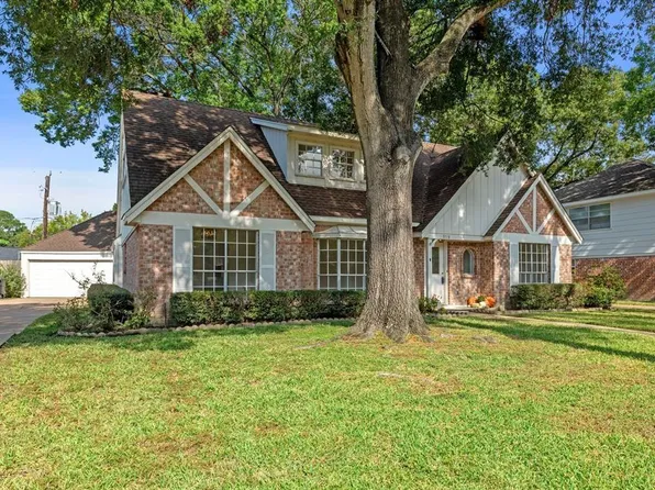 9718 Truscon Dr, Houston, TX 77080