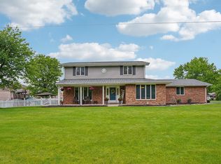 18554 Clyde Ave, Lansing, IL 60438