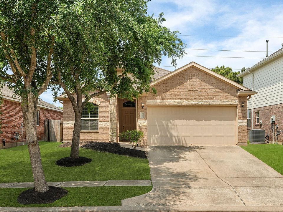 1st image of 26350 Longview Creek Dr