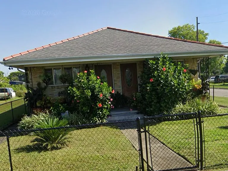 4933 N Rampart St — Photo 1