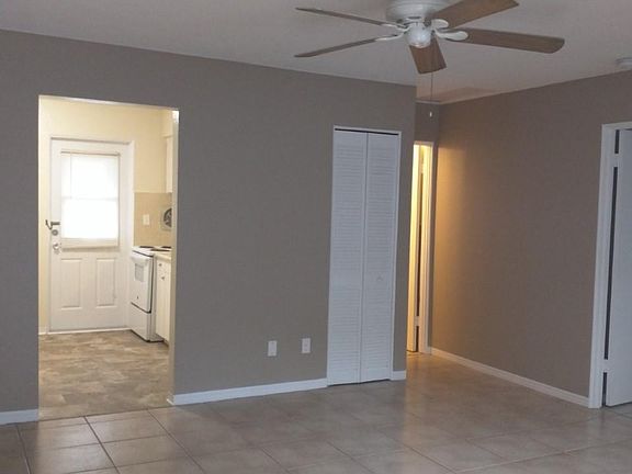 2nd image of 465 39th Ave N #3B