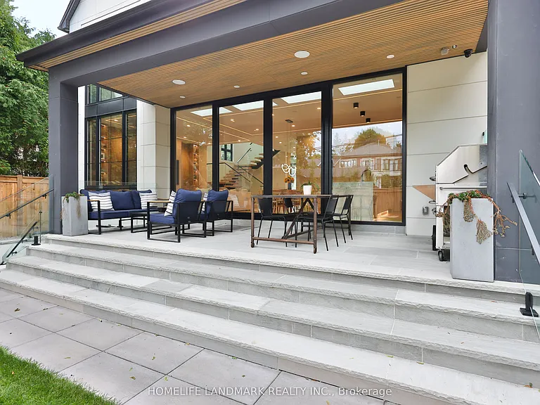 12 Bernice Ave — Photo 7