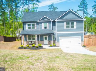 284 Bryson Lake Cir, Douglasville, GA 30134