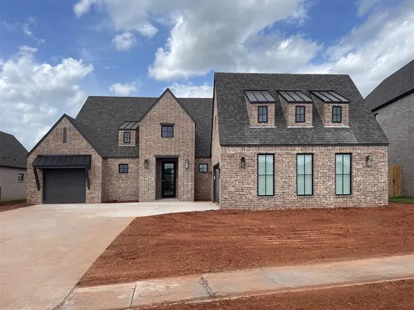 18128 Fieldshire Dr, Edmond, OK 73012