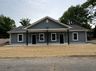 30 South St #2, Mooresville, IN 46158