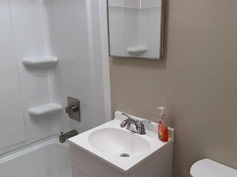 166 Greene St #166 — Photo 5