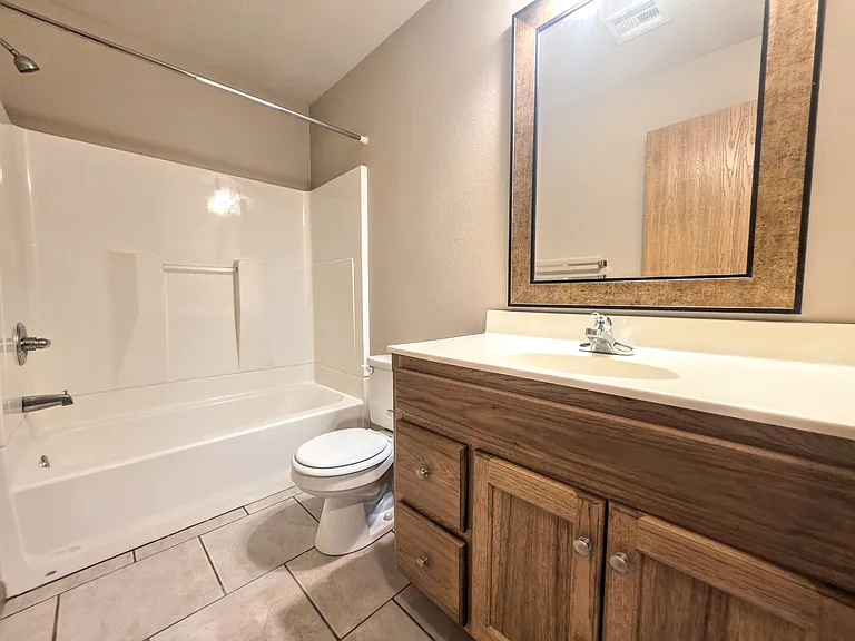 606 Highland Ridge Dr #1 — Photo 20