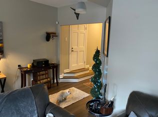 848 W Ainslie St APT 1E, Chicago, IL 60640