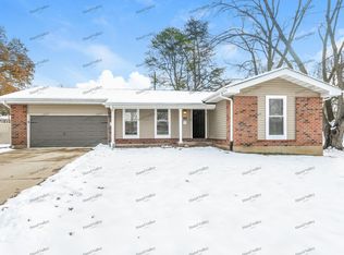 4284 Satiris Dr, Florissant, MO