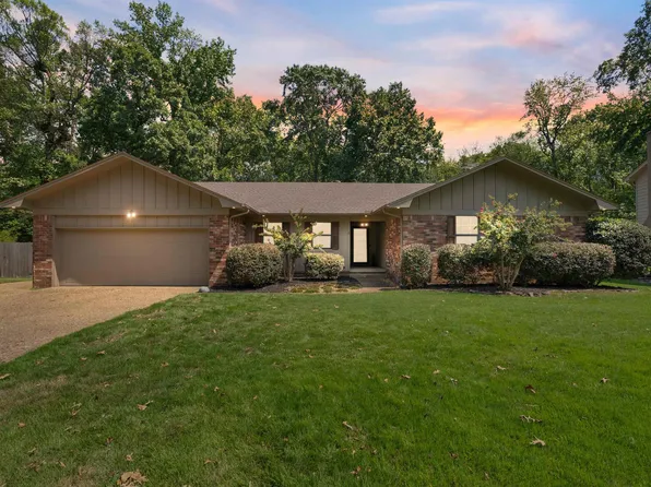 22 Dove Creek Cir, N Little Rock, AR 72116