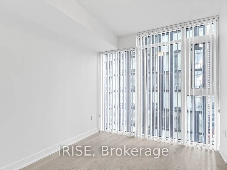 50 Wellesley St E #2602 — Photo 18
