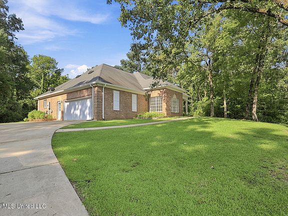 5th image of 1521 Lake Mimosa Dr