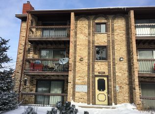 15820 Orlan Brook Dr APT 1A, Orland Park, IL 60462