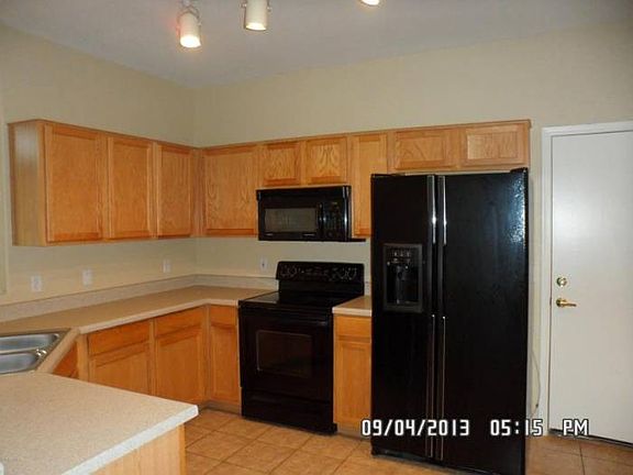 5th image of 14336 W Cora Ln