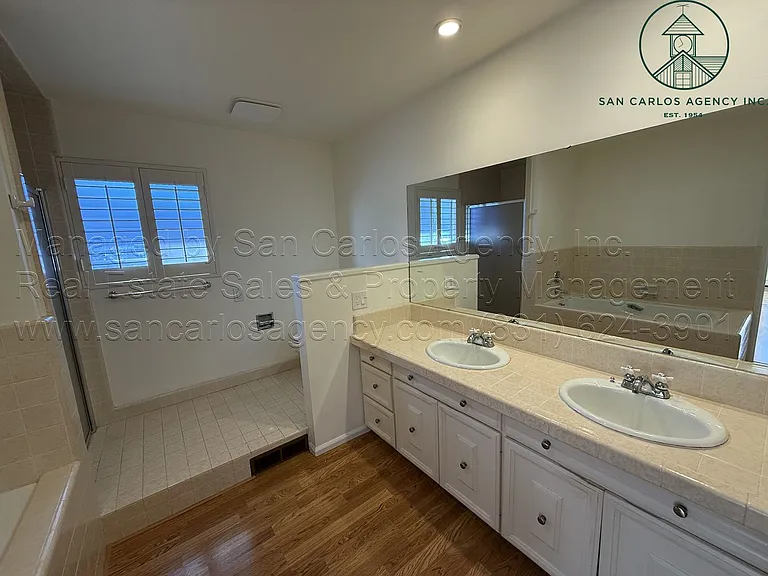 7042 Valley Greens Cir — Photo 16