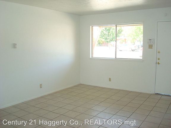 5th image of 10020 Kenworthy St
