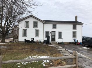 12091 Fletcher Chapel Rd, Medina, NY 14103