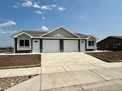 2512 Hennessy Dr #2 Photo 1 2512 Hennessy Dr #2 Photo 1