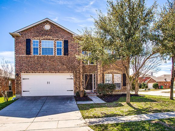 6000-photinia-ave-denton-tx-High-Res-2.jpg