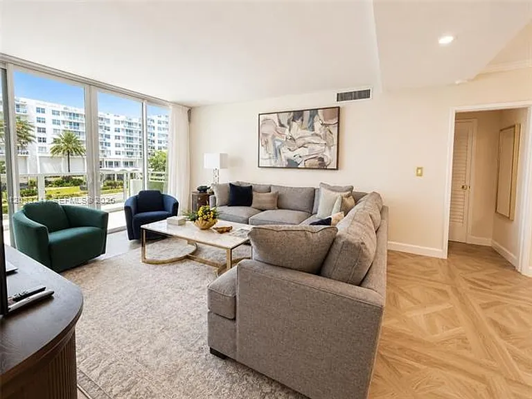5700 Collins Ave #3A — Photo 14