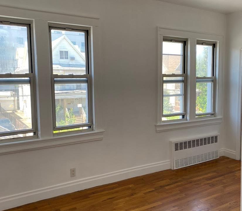 1st image of 35 Bay 31st St Floor 2