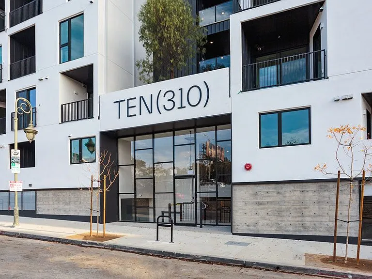 Ten310 — Photo 37