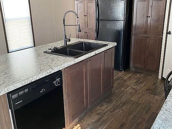 2nd image of 606 S Park St Suite 555
