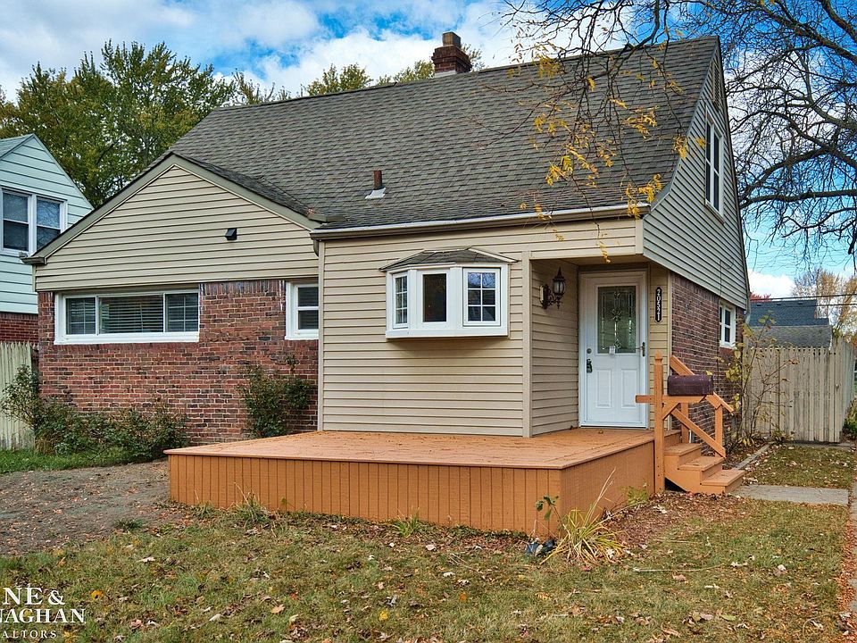 1st image of 20521 Lancaster St